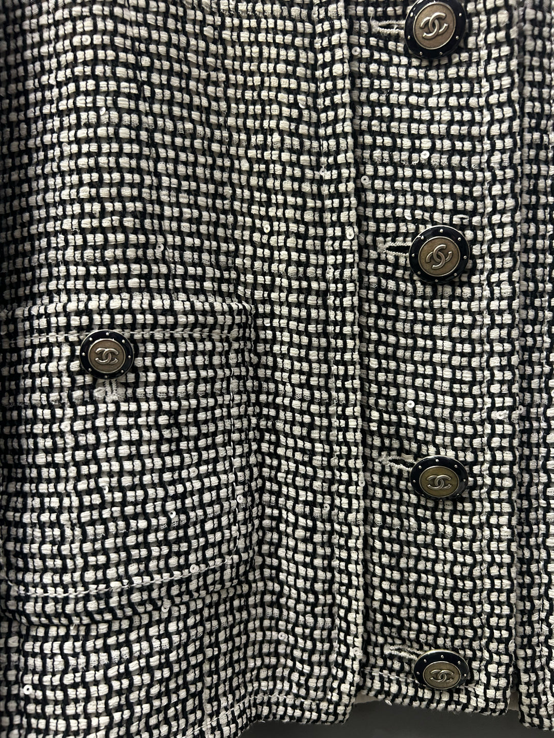 Chanel 14 Cruise Crop Bracelet Sleeve Tweed CC Buttons Jacket Sz 36