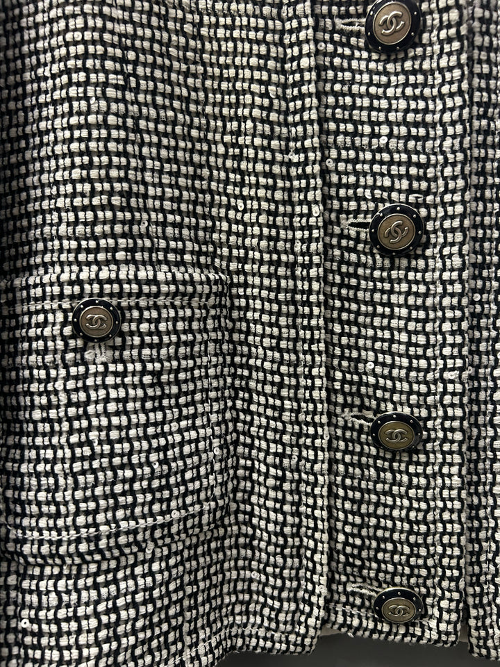 Chanel 14 Cruise Crop Bracelet Sleeve Tweed CC Buttons Jacket Sz 36