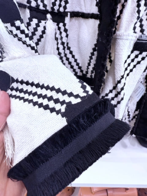 Alexis Sz S Black and White Jacket W/ Tassles