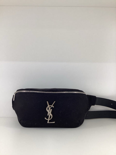 NWT YSL Saint Laurent Logo Waist Bag Designer