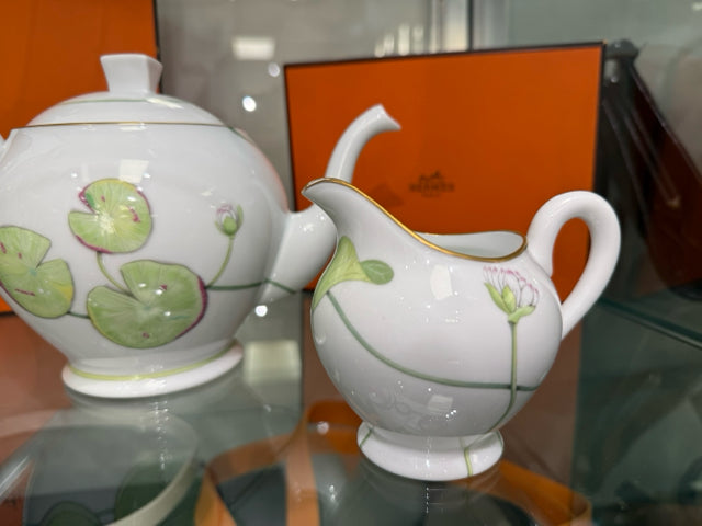 Hermes' White Lilypad Teapot Set w  Box