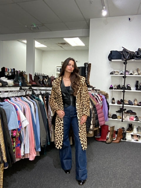 Pre Owned Long Cheetah Print Fur Coat. Sz M/L