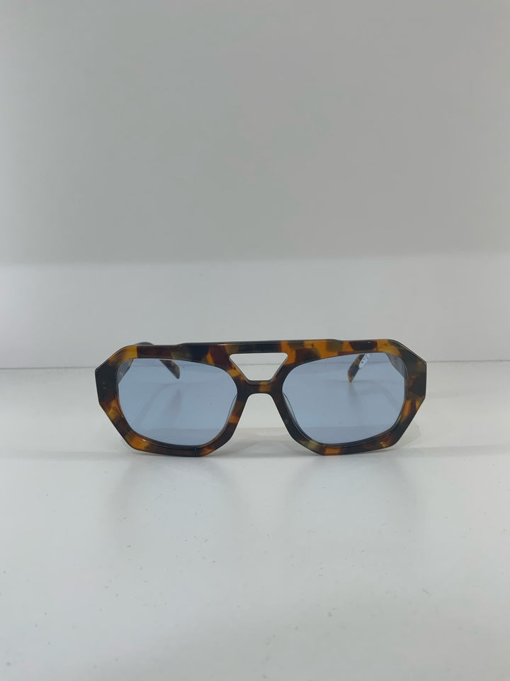 VEHLA Aviator Sunglasses W/ Case