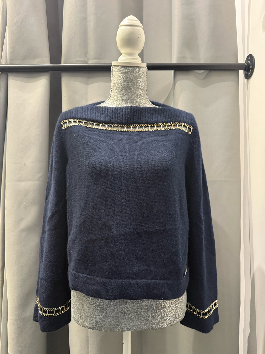 Chanel Cashmere Boat Neck w Gold Chain Detail Sweater Size 38