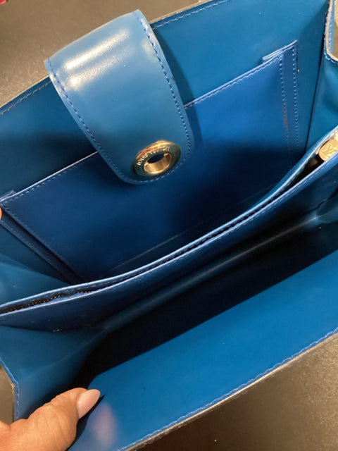 Louis Vuitton LV Leather  Blue Cross Body w/ Fold Circle Front Clasp Designer