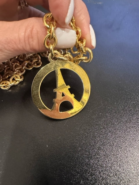 Pre Owned Celine Paris Eifel Tower Gold Medallion on Chain Jewelry
