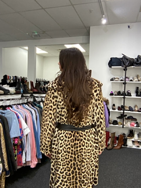 Pre Owned Long Cheetah Print Fur Coat. Sz M/L
