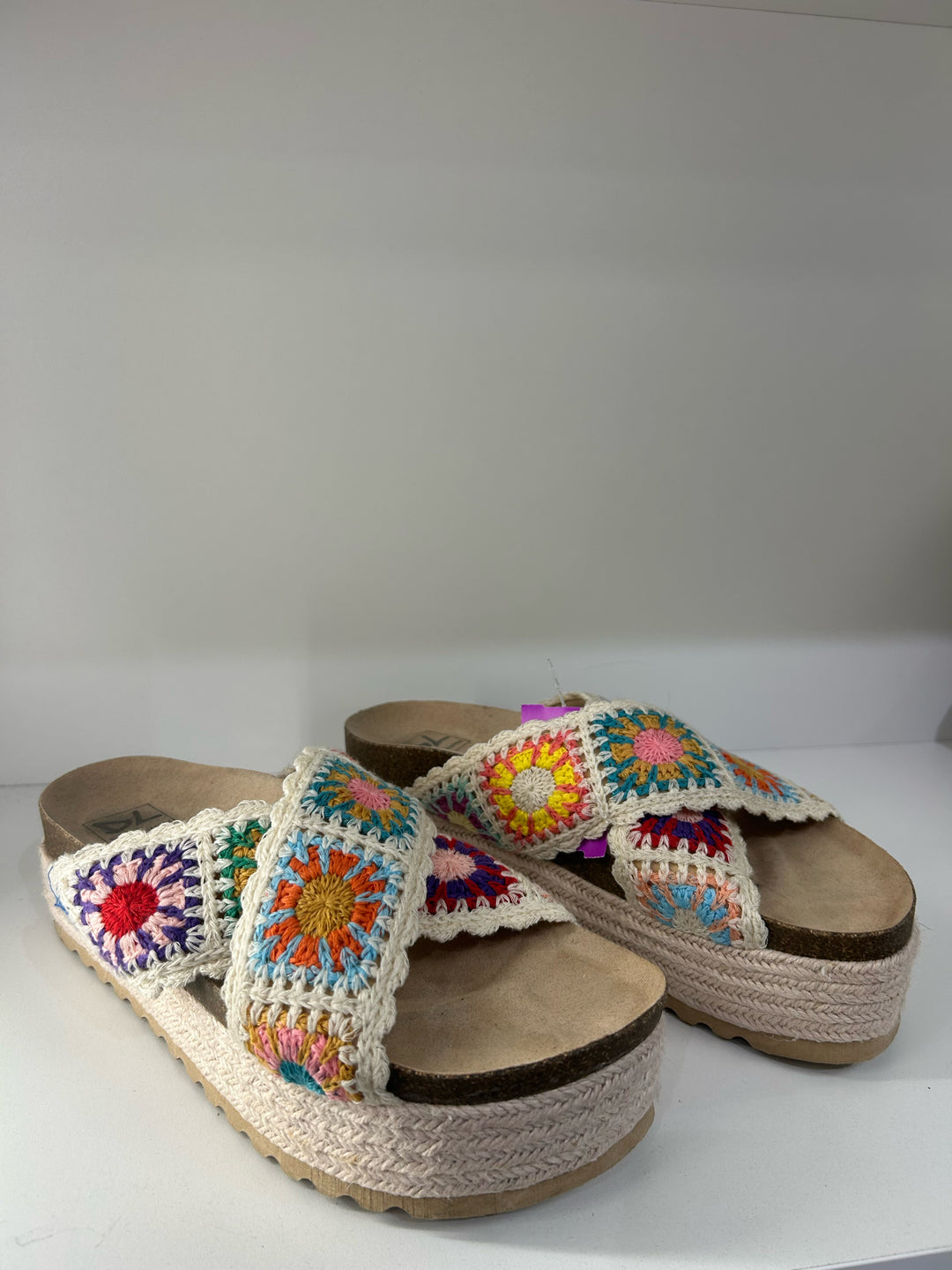 Dirty Laundry Crochet Platform Shoes Sz 9