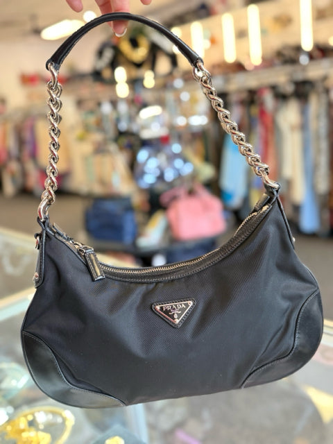 Pre Owned Prada Black Nylon & Leather Tessuto Shoulder Designer Bag