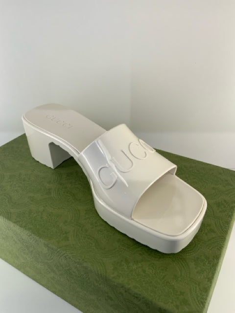 NIB Gucci Ruber Slides w/ Block Heel Sz 39 Designer Shoes