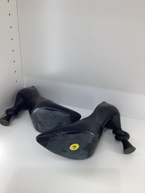 Chanel Sz 40.5 Black Pumps Knotted Heels Shoes