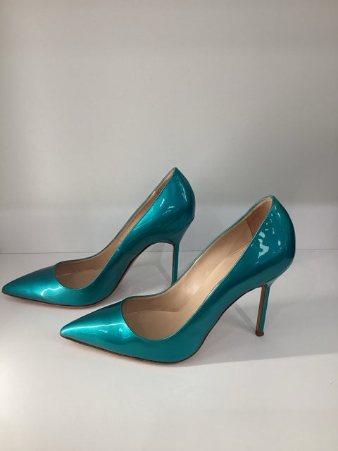 Sz 37.5 Manolo Blahnik Emerald Heels Pumps