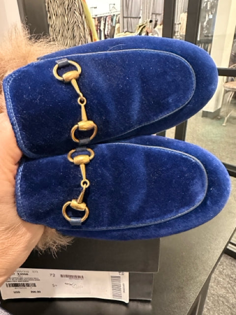 Gucci Sz 35.5 Blue Horsebit Velvet and Fur Shoes Mules Designer