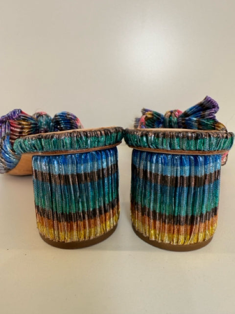 Pre Owned Loeffler Randall Sz 7 Metallic Rainbow 2" Heel Slide Shoes w/ Bow