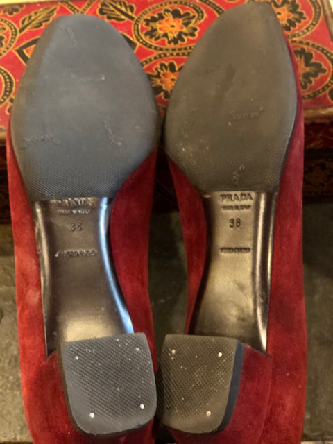 Prada Suede  Flat Pump Sz 38 Shoe