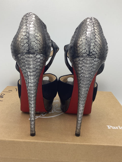Christian Louboutin Sz 36 Peep Toe Heel Platform Shoe