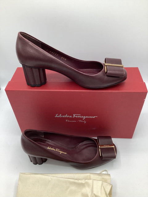 Salvatore Ferragamo Sz 6.5 Borde Calf Shoe Pump