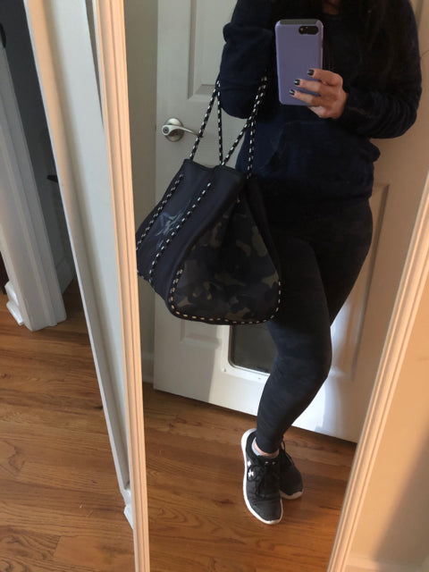 Neoprene Green Camo w Star Tote