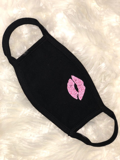 Offset Lip Mask