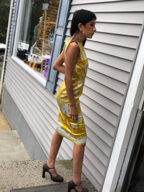 versace classic dress Crpe Marocaine Silk Midi Dress Yellow