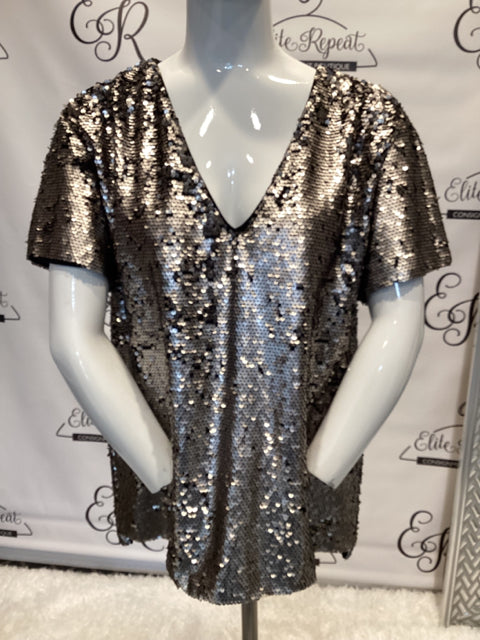 Vanessa Virginia Sz M Silver Metallic Sequin Top