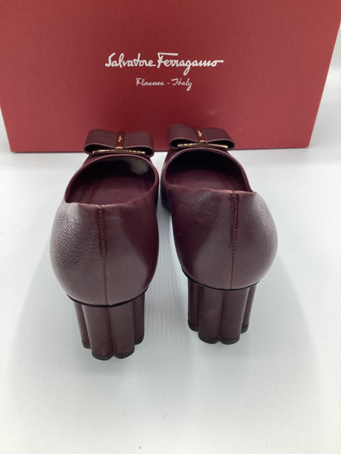 Salvatore Ferragamo Sz 6.5 Borde Calf Shoe Pump