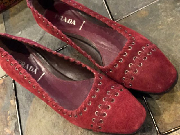 Prada Suede  Flat Pump Sz 38 Shoe