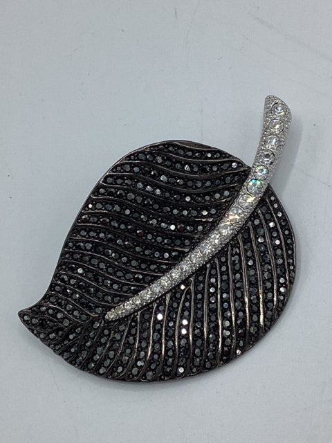 Kenneth Jay Lane Leaf Pin