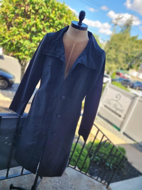 Burberry Sz 6 Light weight Trench Coat