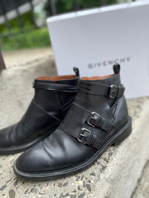 Givenchy Shoe Bottine Plate Mode Low Boot Size 39.5
