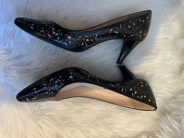 Prada Patent Leather Cut Out Pump Sz.39 Shoe