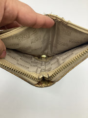 Michael Kors Zippered Bilfold Wallet
