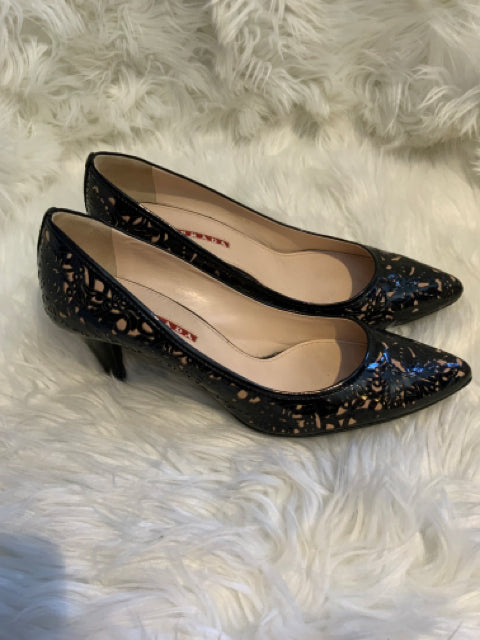 Prada Patent Leather Cut Out Pump Sz.39 Shoe