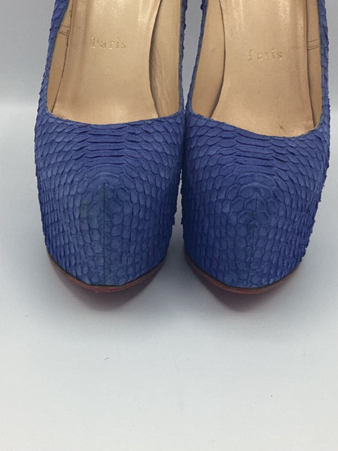 Christian Louboutin Sz 37 Python Platform Heel Shoe Pump