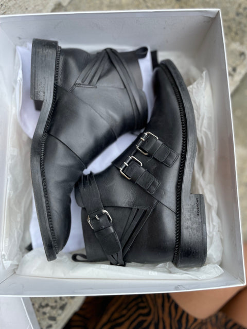 Givenchy Shoe Bottine Plate Mode Low Boot Size 39.5