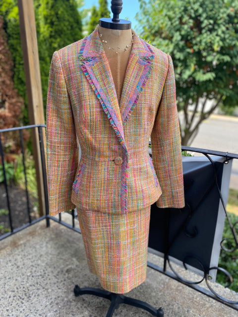 Pilar Rossi Boucle Two Piece Sz 8 Skirt Suit