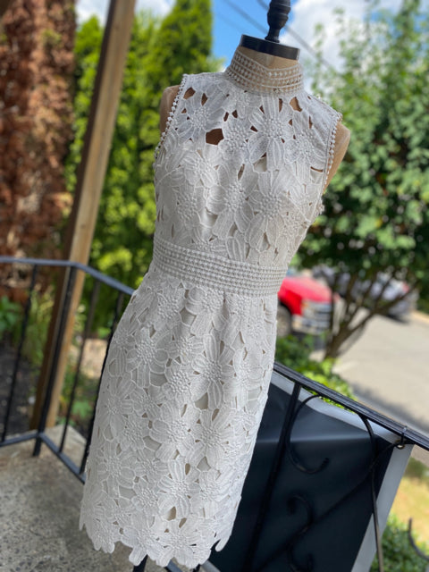 Nicole Miller Sleeveless Lace Overlay Sz 6 Dress