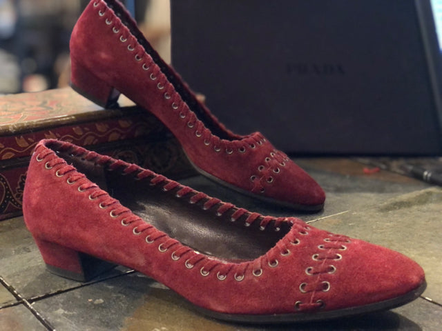 Prada Suede  Flat Pump Sz 38 Shoe