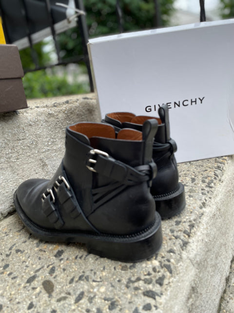 Givenchy Shoe Bottine Plate Mode Low Boot Size 39.5