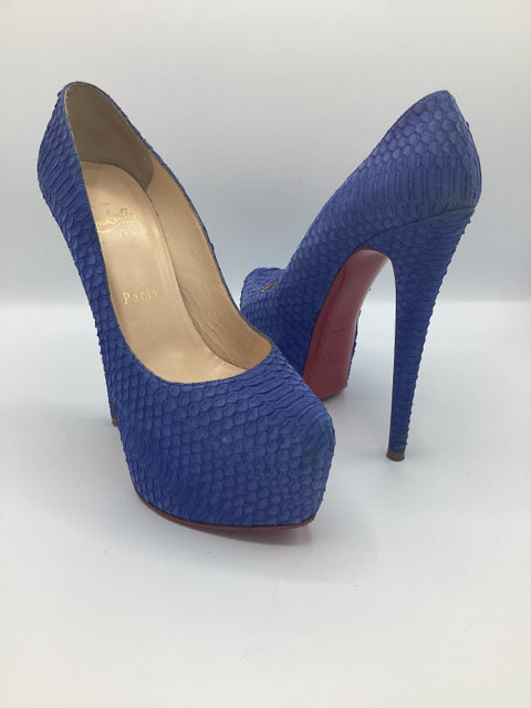 Christian Louboutin Sz 37 Python Platform Heel Shoe Pump