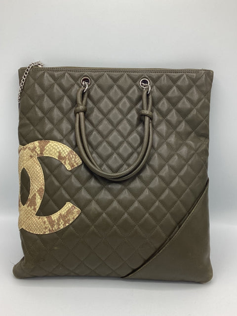 Chanel Quilted Flat Tote – eliterepeatny