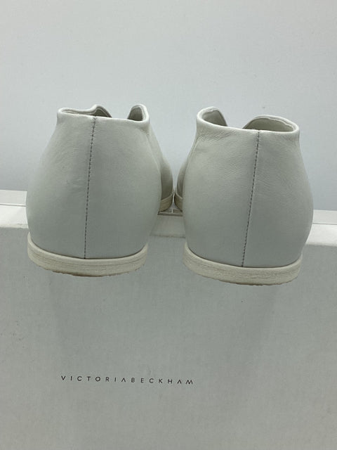 NIB Victoria Beckham Sz 39 Leather Flat Shoe