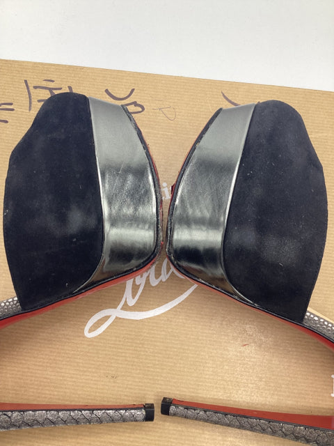 Christian Louboutin Sz 36 Peep Toe Heel Platform Shoe