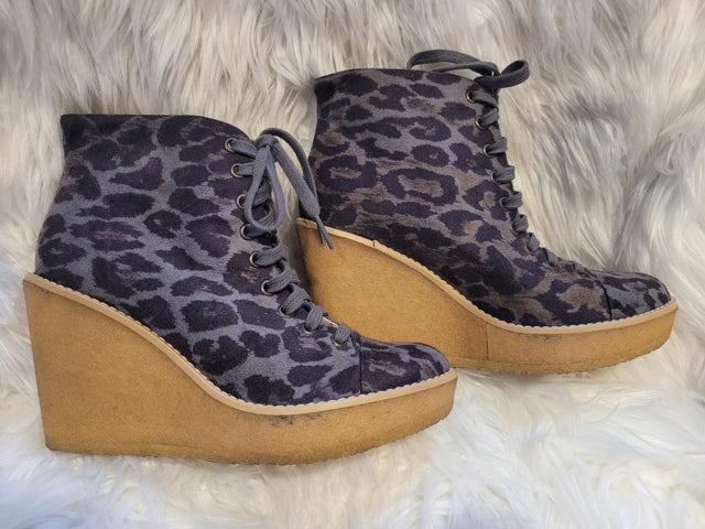Stella McCartney Sz 37 Leopard Wedge Bootie