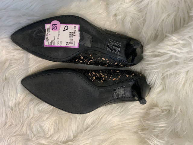 Prada Patent Leather Cut Out Pump Sz.39 Shoe
